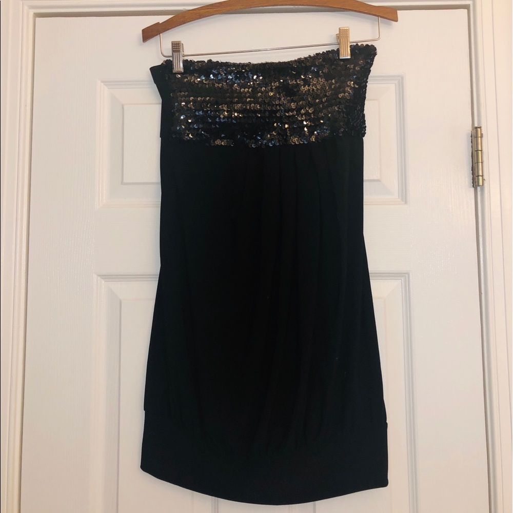 Adorable Girls strapless black Dress, size Small